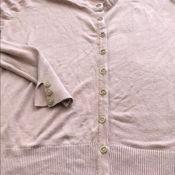 Clothes - Picture 2 of 6